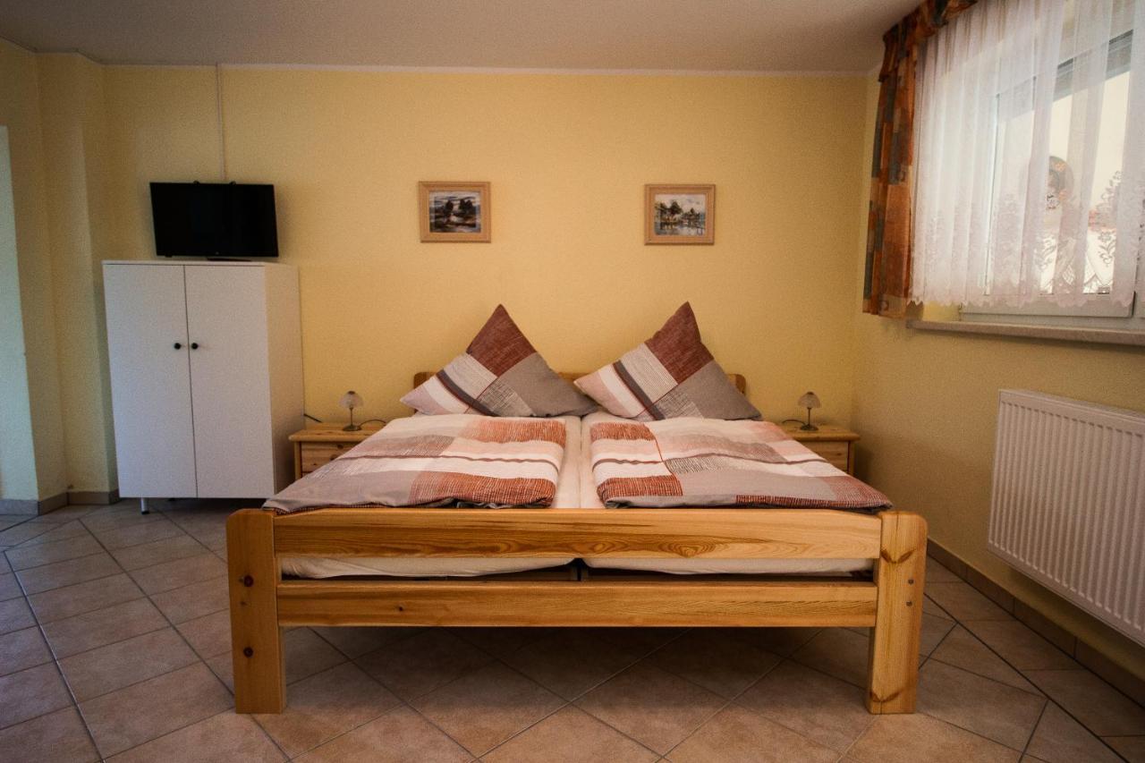 Hohlfeld'S Ferienwohnung バート・シャンダウ エクステリア 写真